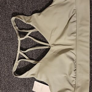 All in Motion sport bra sz M new